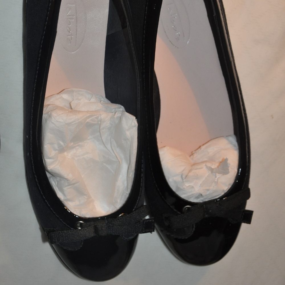 Talbots Women's Ballet Flats, Black